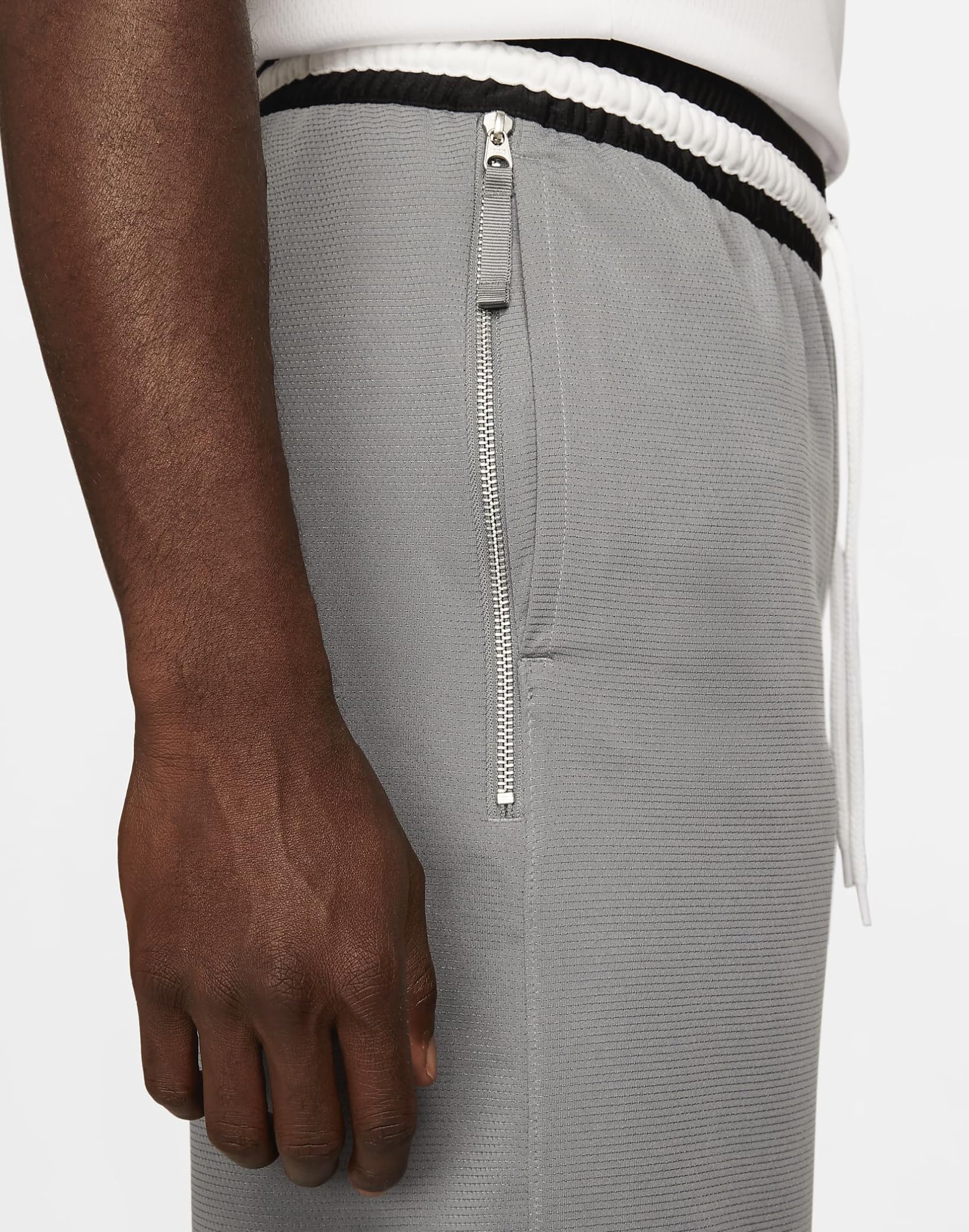 Nike Dri-Fit DNA Men's 10" Basketball Shorts Loose Fit Small