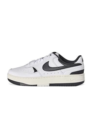 Nike Women's Gamma Force Shoes