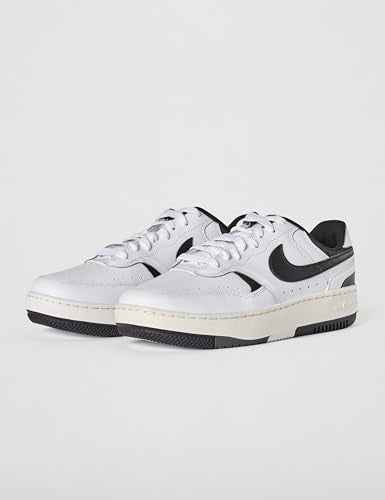 Nike Women's Gamma Force Shoes