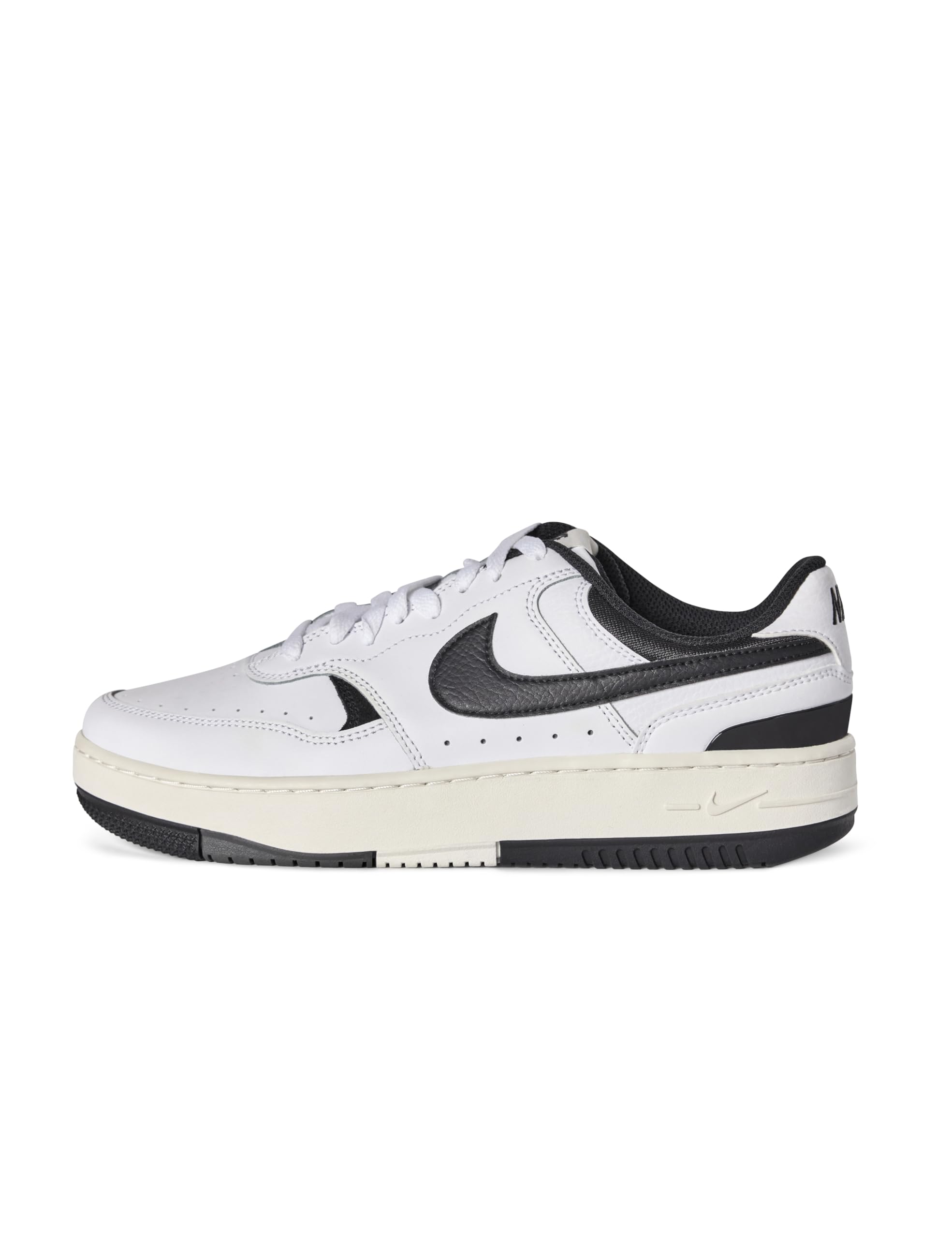 Nike Women's Gamma Force Shoes